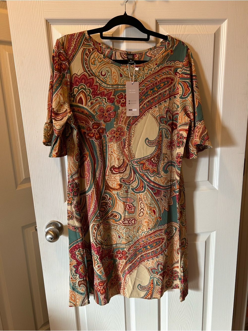 Emery Rose 1X Paisley Shift Dress in Teal, Red, Cream NWT